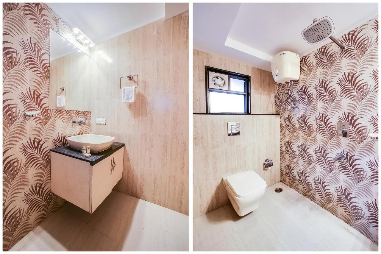 Capital O 61351 Waii International Hotel Bhalukpung Екстериор снимка